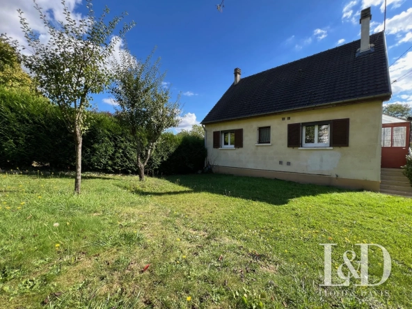 Maison à rénover avec 4 chambres et sous-sol complet à moins de 10 min de Soissons