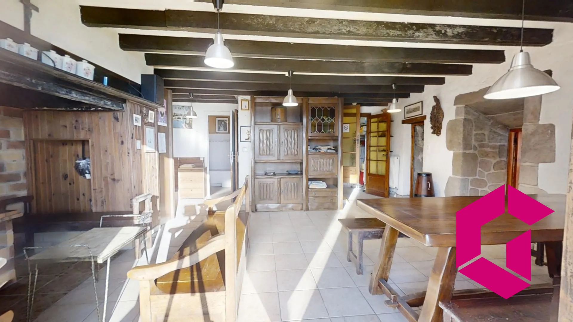 Belle maison en pierre avec vue panoramique à Monestier (07690) 