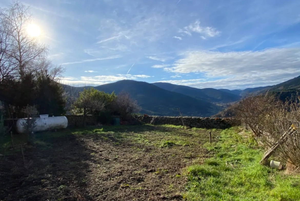 Belle maison en pierre avec vue panoramique à Monestier (07690) 