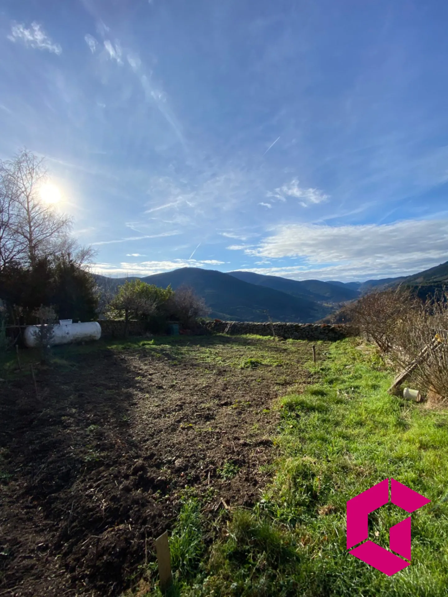 Belle maison en pierre avec vue panoramique à Monestier (07690) 