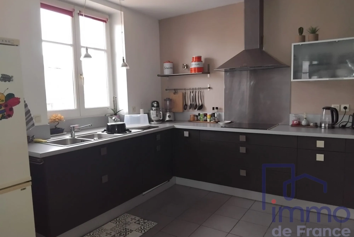 Appartement T2 moderne de 82,16 m² à Le Puy-en-Velay, idéal investissement 