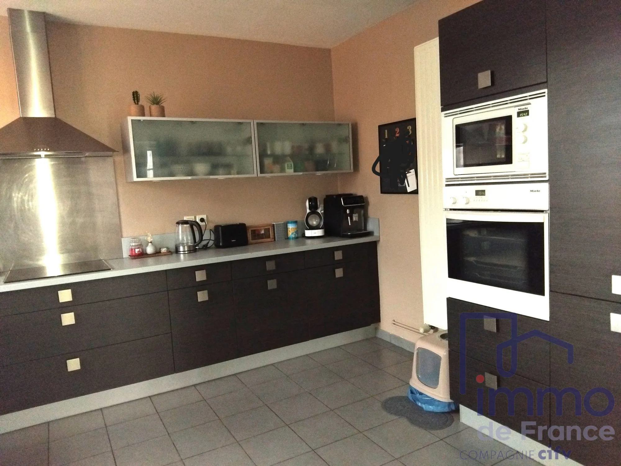 Appartement T2 moderne de 82,16 m² à Le Puy-en-Velay, idéal investissement 