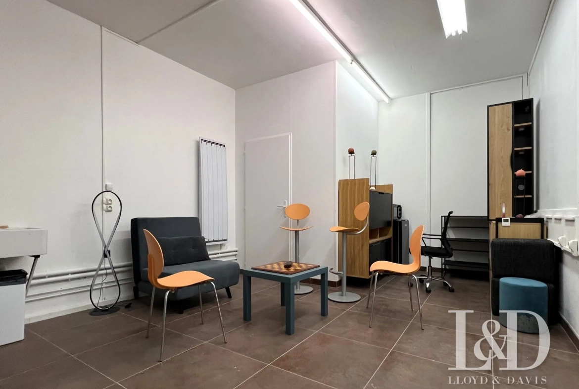 Local commercial polyvalent de 49 m² à Saujon, idéal pour profession libérale 