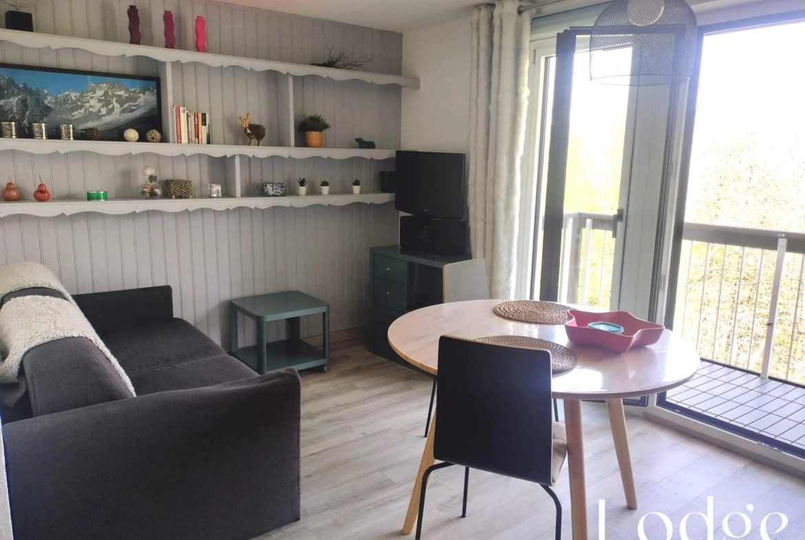 Appartement T2 à Puy Saint Vincent 1600 avec terrasse ensoleillée et vue panoramique 