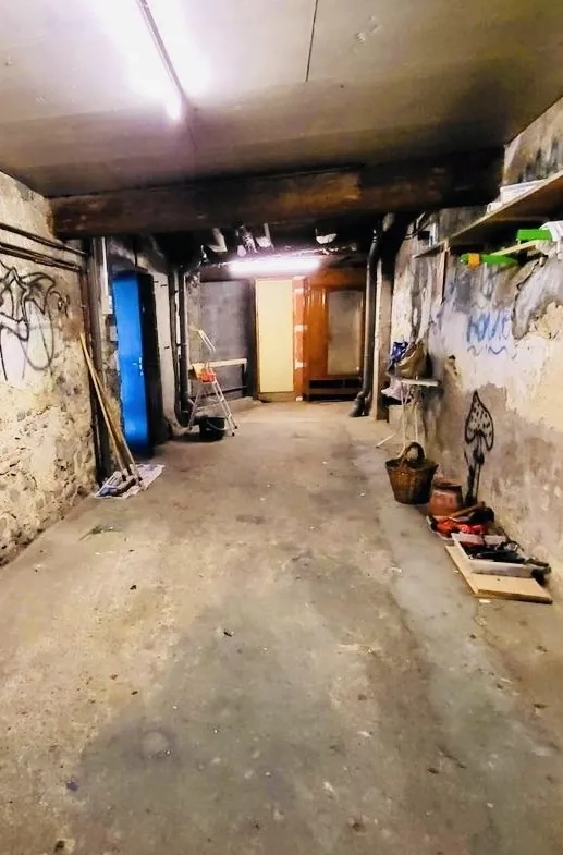 Maison de village rénovée à Beaujeu avec terrasse et garage - Opportunité à saisir 