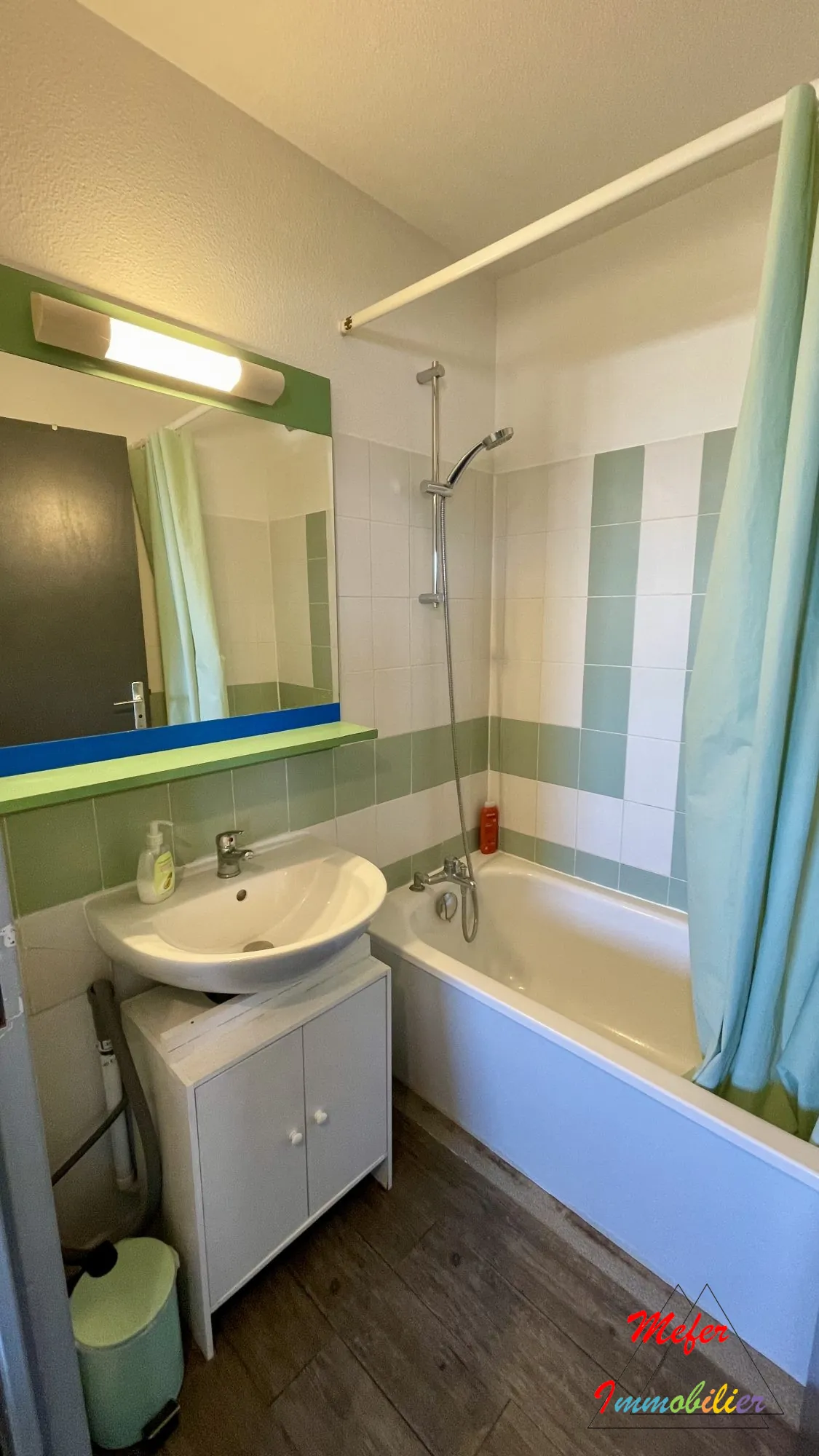 Appartement 2 pièces avec terrasse, piscine et vue sur Canigou à Canet-en-Roussillon 