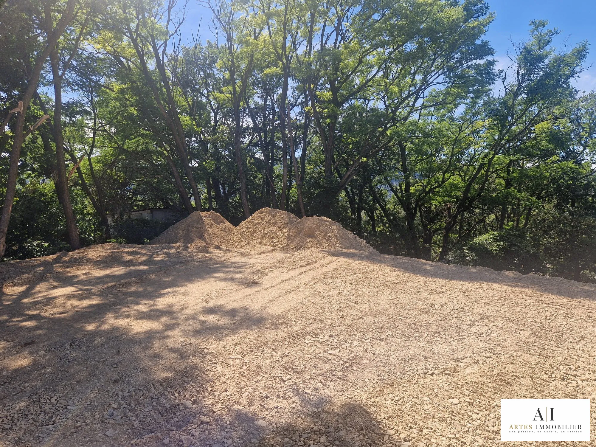 Parcelle constructible de 867 m² à vendre à Les Tourrettes, Drôme 