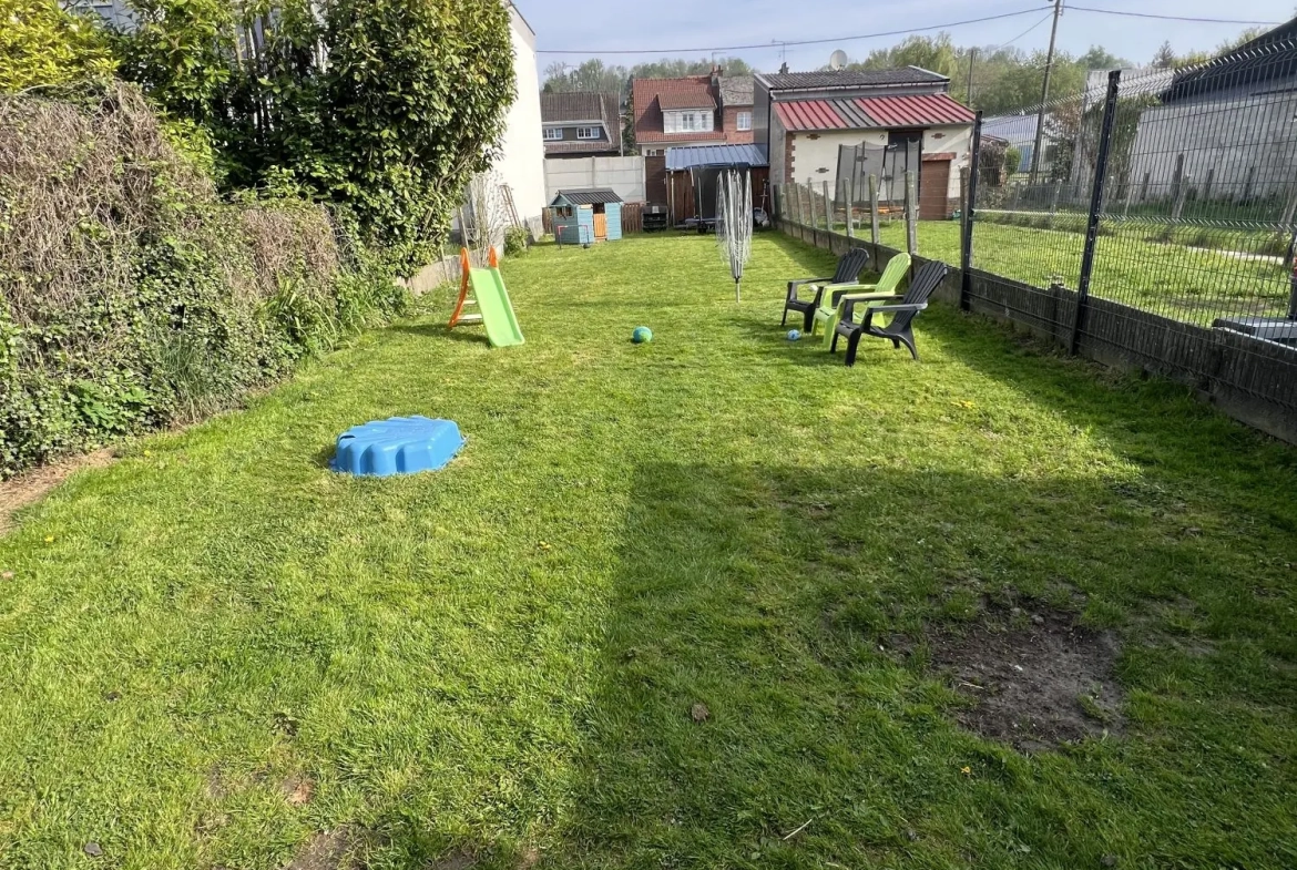 Maison à vendre à Saint-Michel-sur-Ternoise de 140m² avec jardin et cave 
