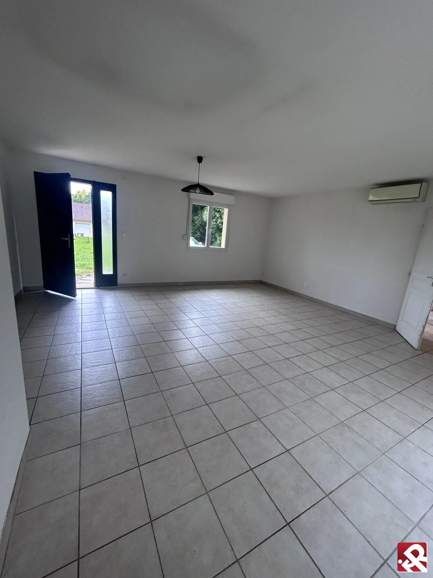 Maison neuve de plain-pied avec jardin à La Souterraine (23300) 