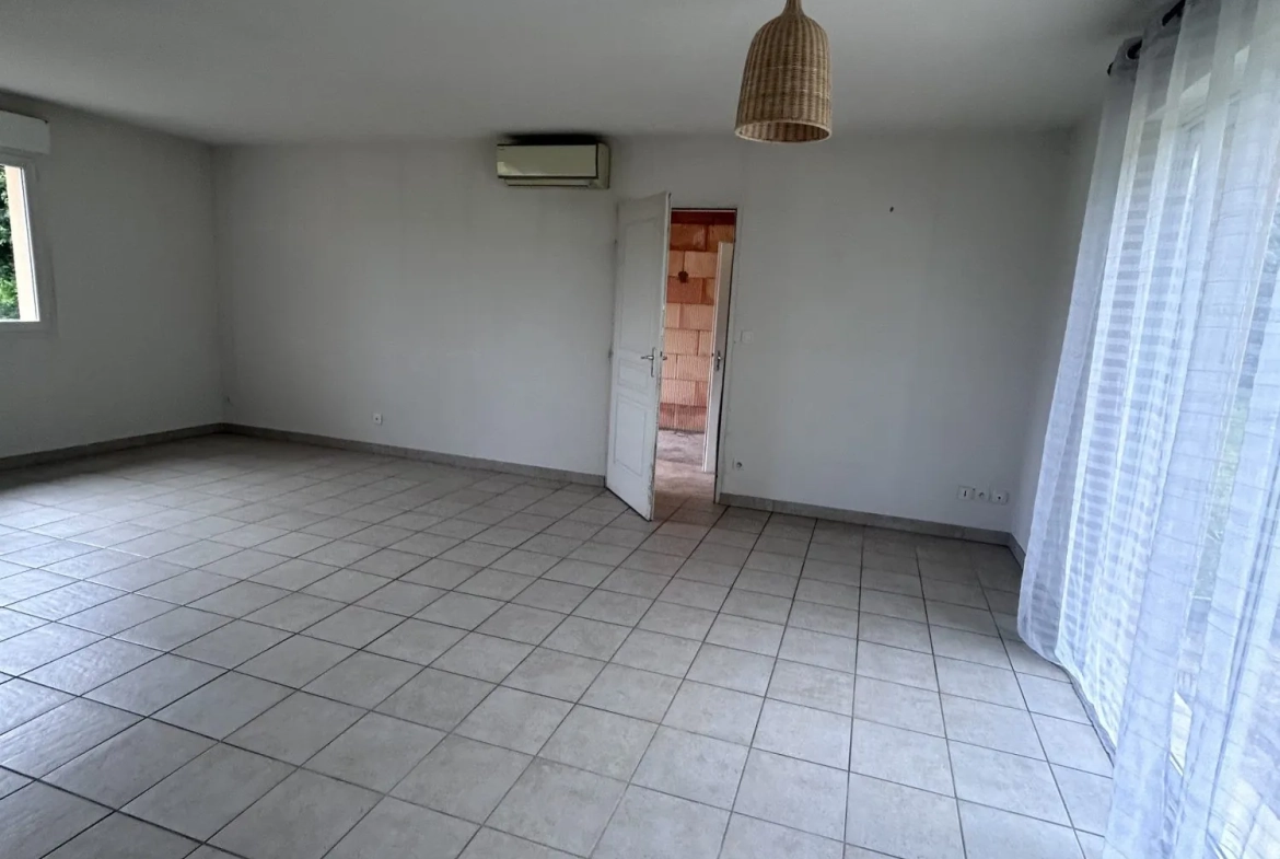 Maison neuve de plain-pied avec jardin à La Souterraine (23300) 