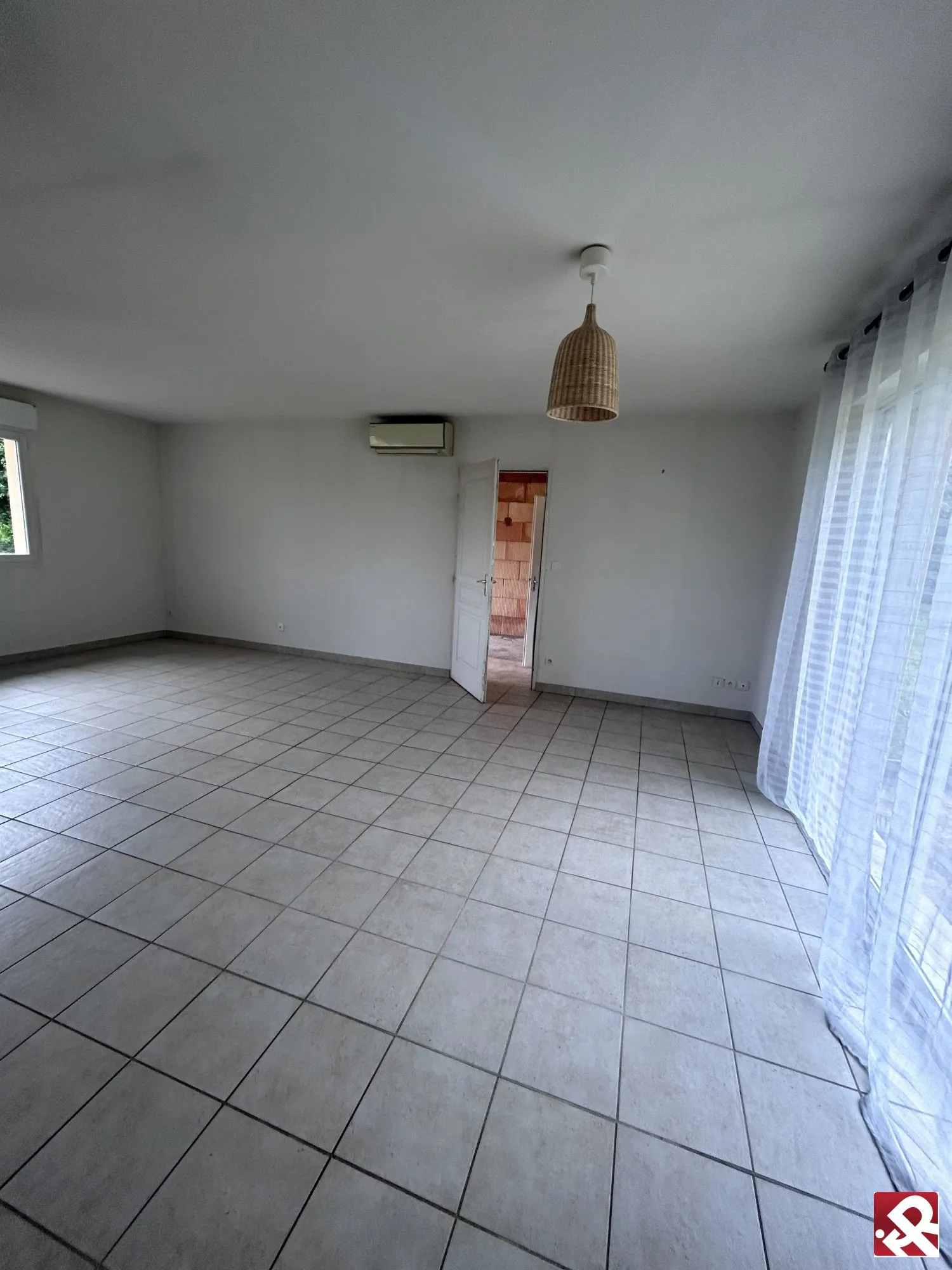 Maison neuve de plain-pied avec jardin à La Souterraine (23300) 