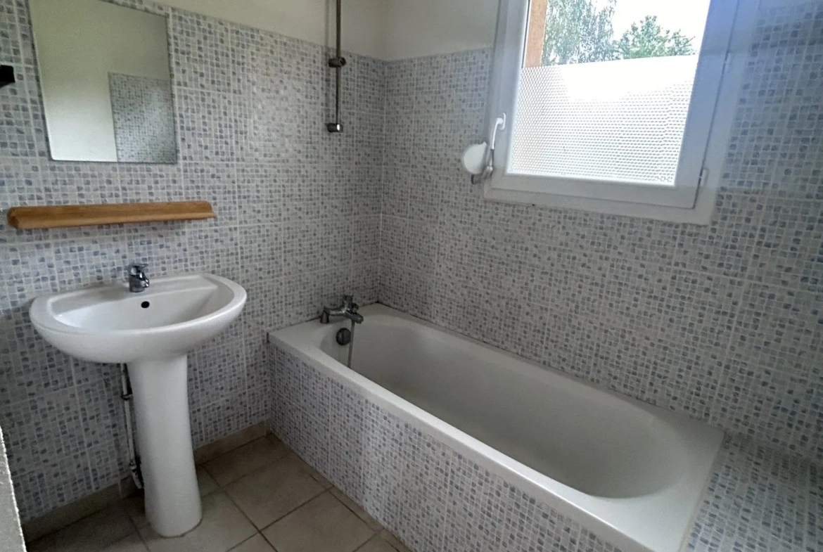 Maison neuve de plain-pied avec jardin à La Souterraine (23300) 