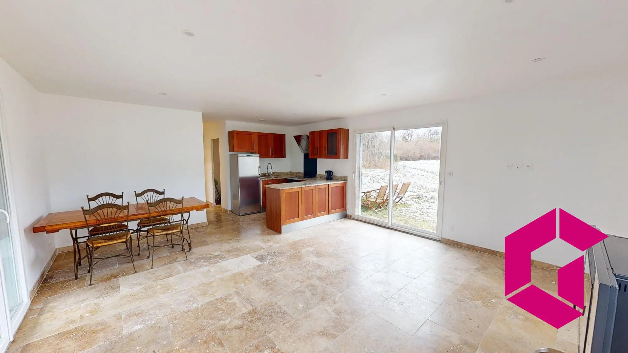 Maison plain-pied récente de 65 m² avec terrain à Craponne-sur-Arzon 