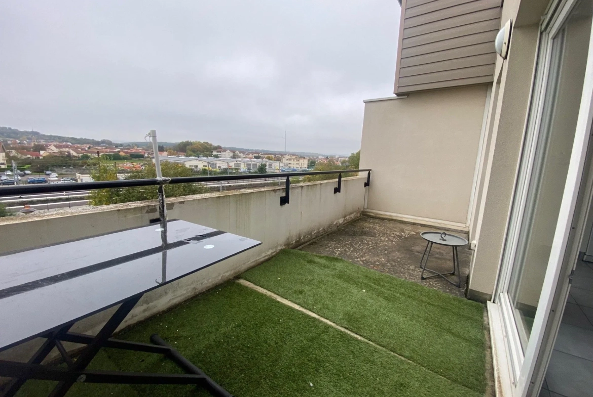 Appartement 3 pièces avec terrasse et parking à Woippy - Résidence récente 