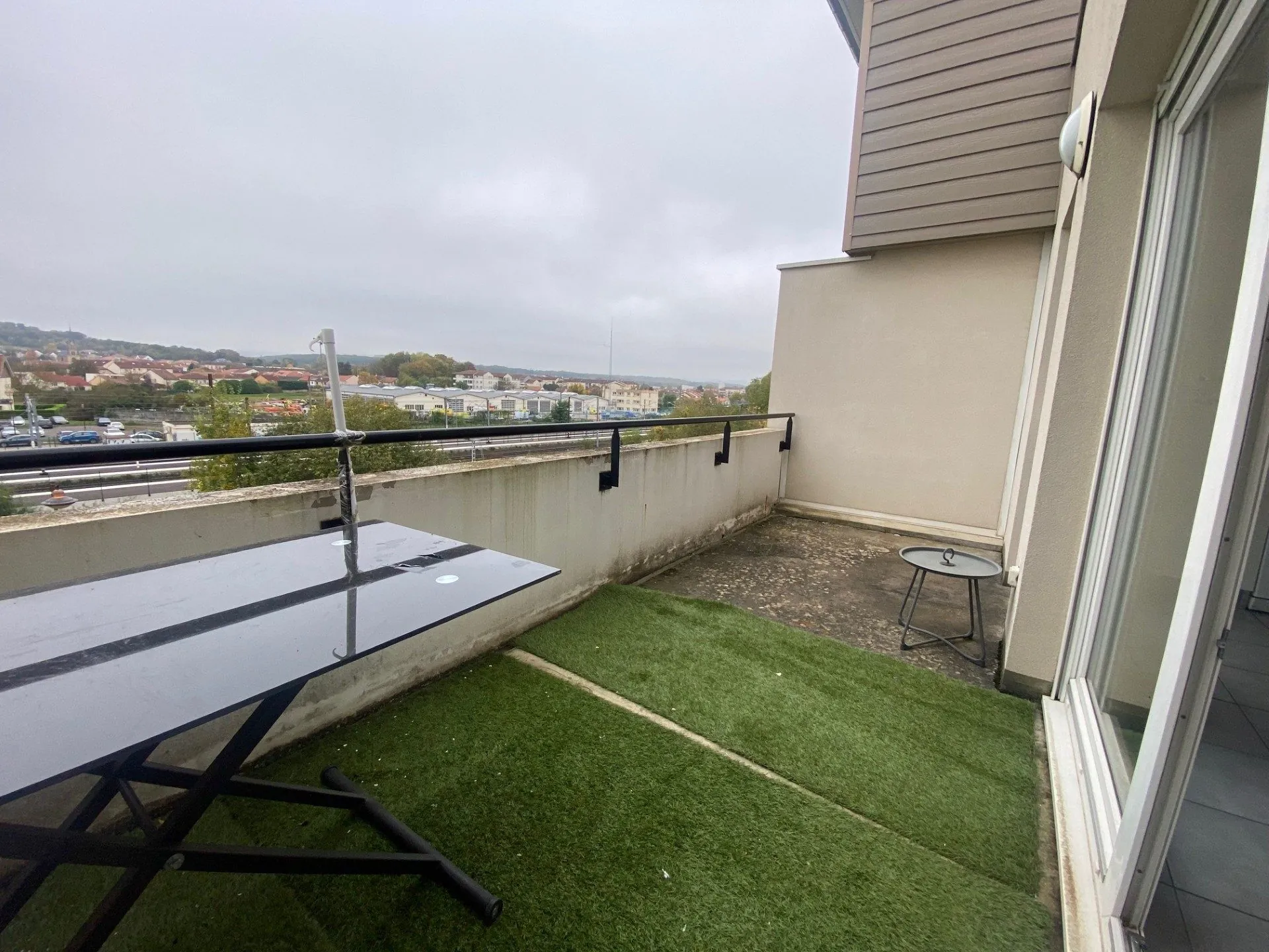 Appartement 3 pièces avec terrasse et parking à Woippy - Résidence récente 