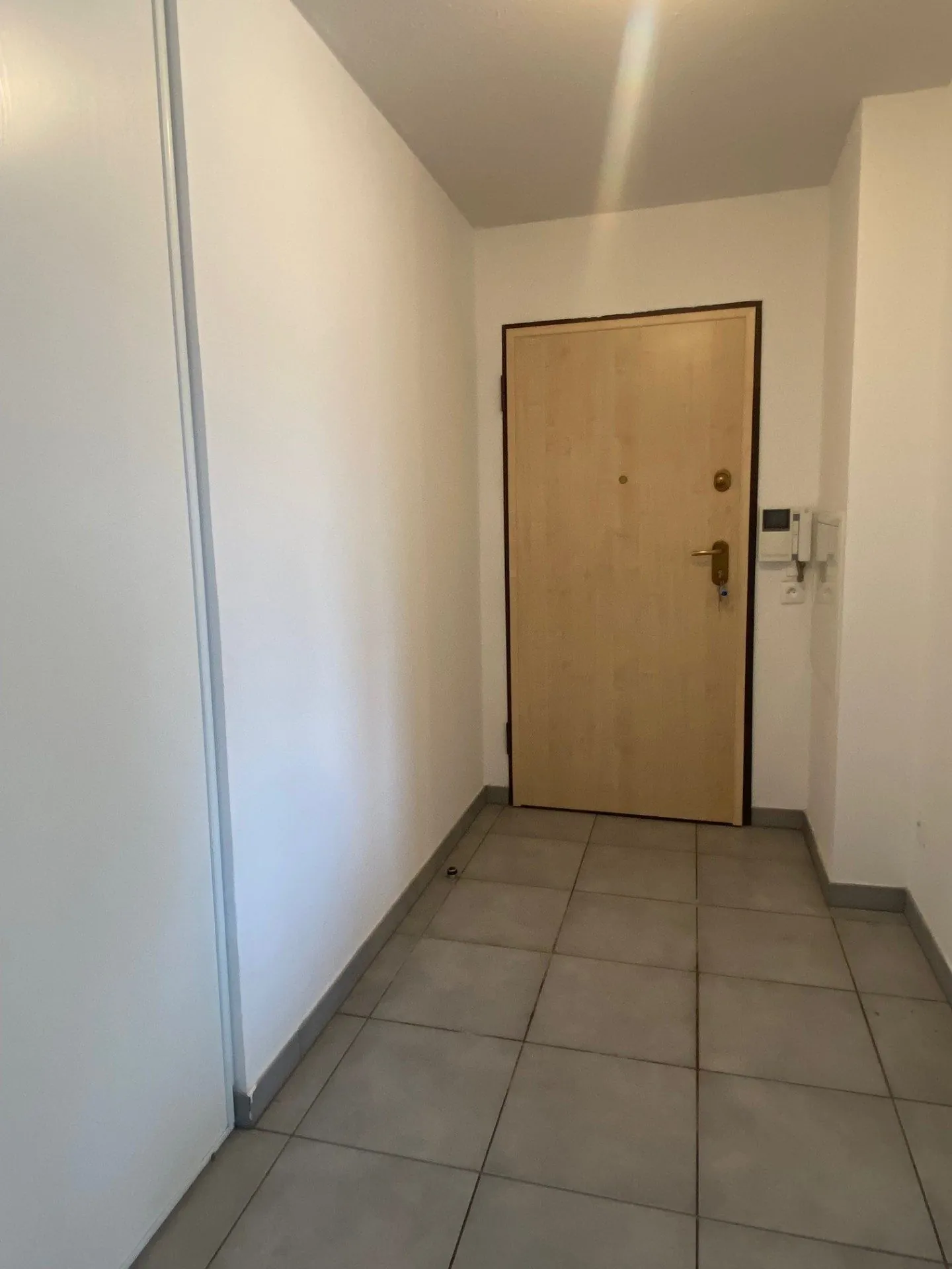 Appartement 3 pièces avec terrasse et parking à Woippy - Résidence récente 