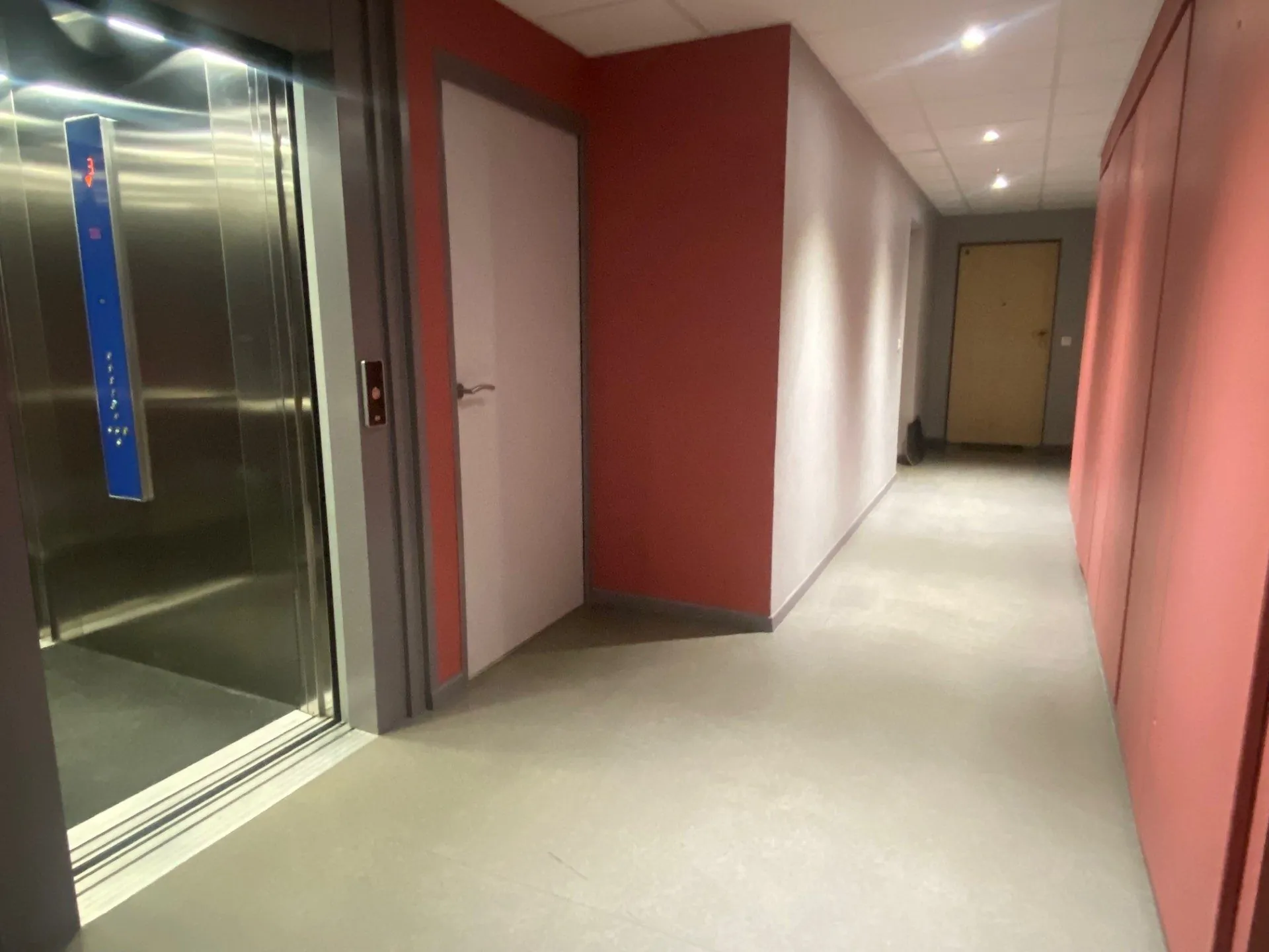 Appartement 3 pièces avec terrasse et parking à Woippy - Résidence récente 