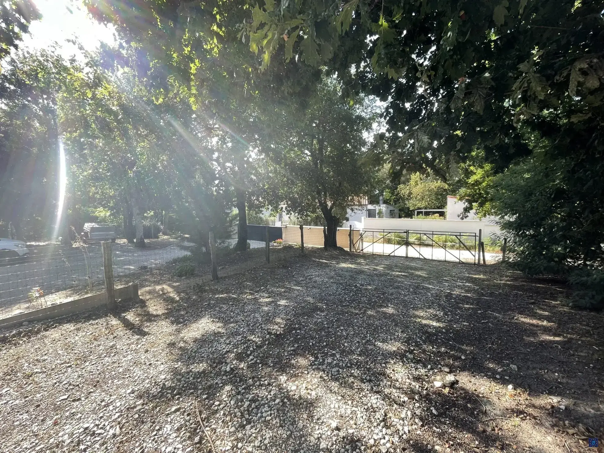 Terrain constructible de 784 m² à proximité des plages au MATHES 