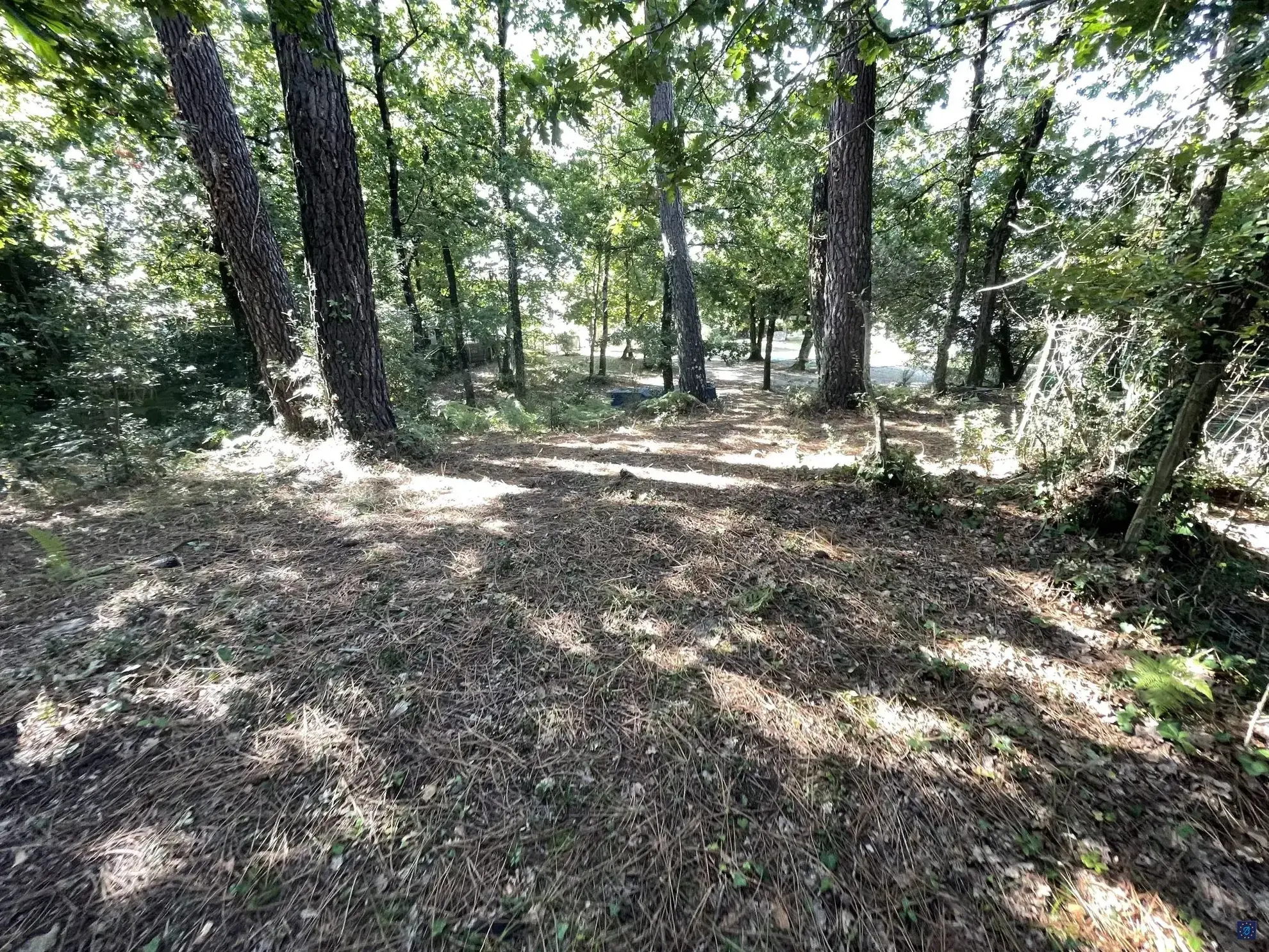 Terrain constructible de 784 m² à proximité des plages au MATHES 