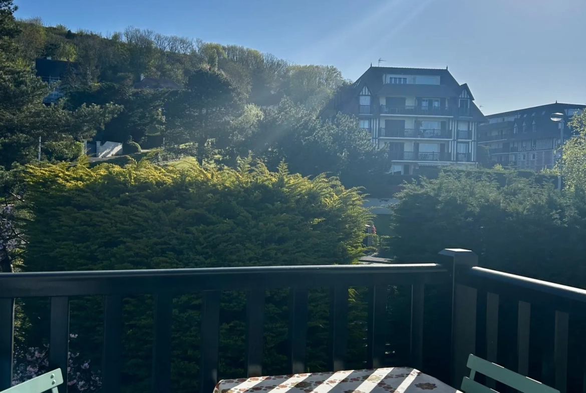 Studio à vendre à Blonville-sur-Mer - 28 m² avec balcon et stationnement 