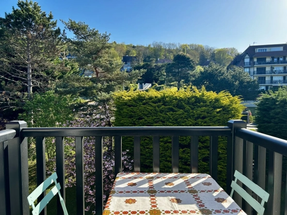 Studio à vendre à Blonville-sur-Mer - 28 m² avec balcon et stationnement