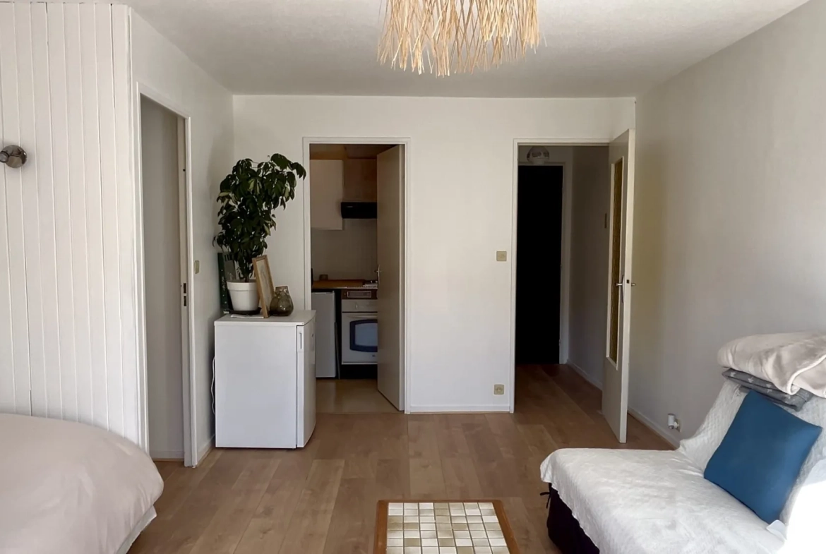 Studio à vendre à Blonville-sur-Mer - 28 m² avec balcon et stationnement 