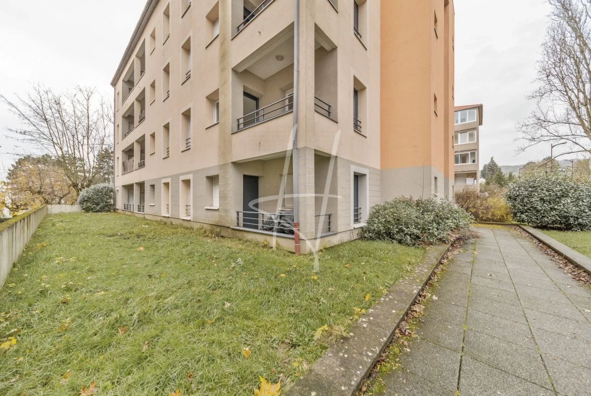 Appartement F2 à Thionville de 52,75 m² avec balcon, parking sécurisé, loué, idéal investisseur 