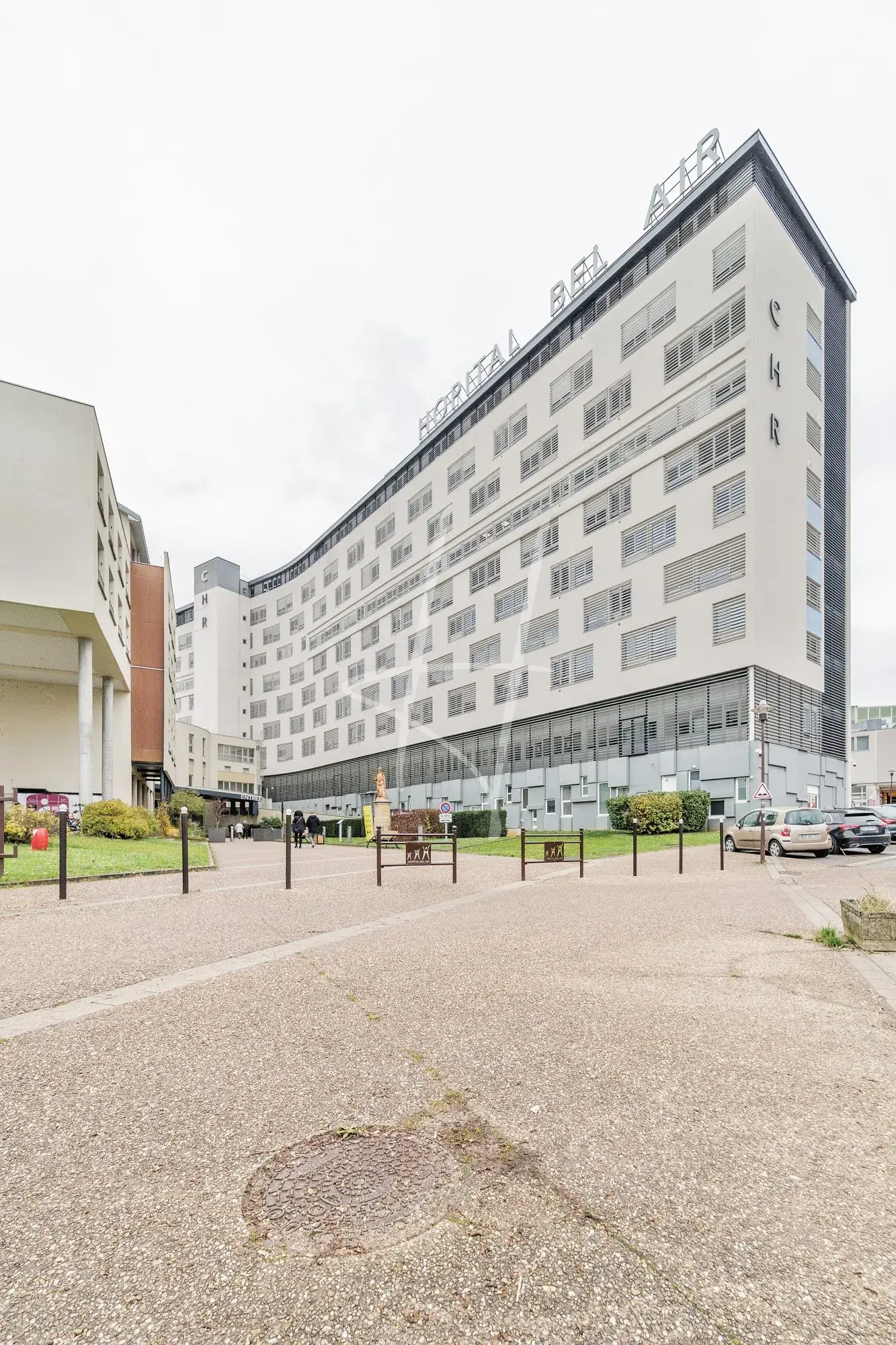 Appartement F2 à Thionville de 52,75 m² avec balcon, parking sécurisé, loué, idéal investisseur 