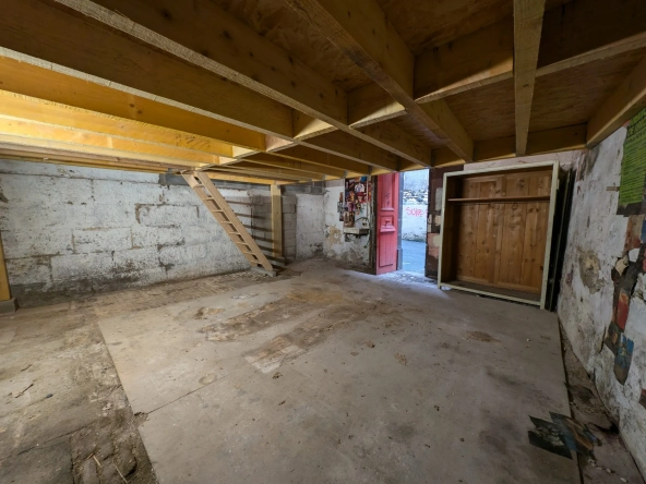 Espace de stockage fermé à Clermont-Ferrand en centre-ville - 28,4 m²