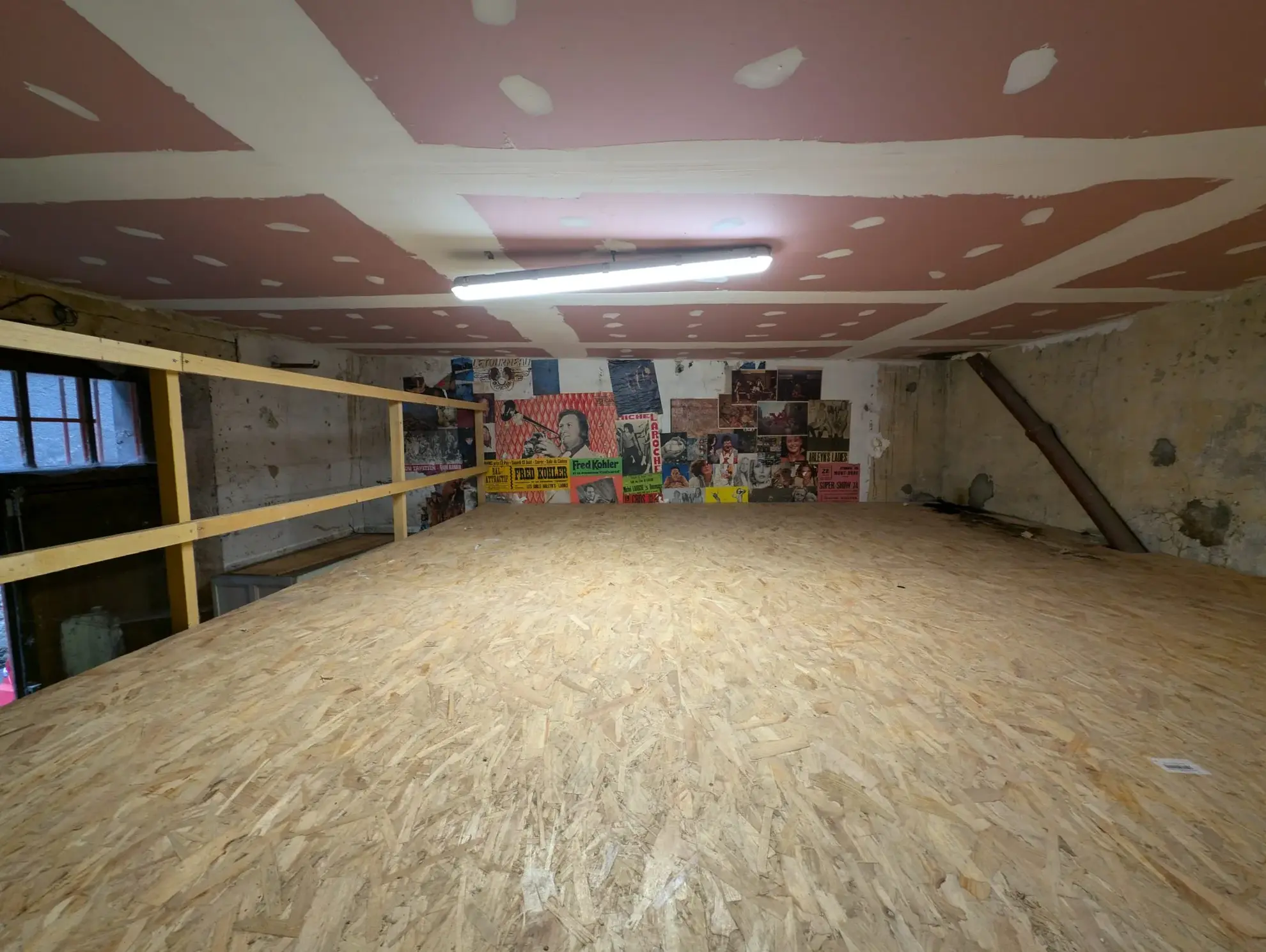 Espace de stockage fermé à Clermont-Ferrand en centre-ville - 28,4 m² 