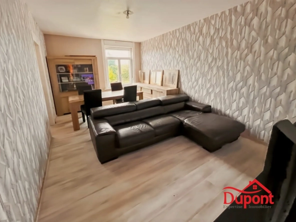Immeuble de rapport avec deux appartements T3 à Raismes