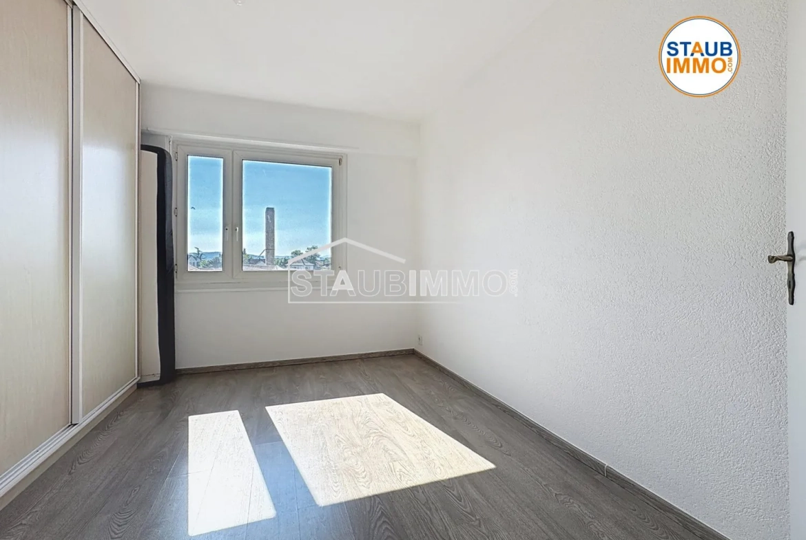 Achat appartement 3 pièces de 77 m² avec balcon à Saint-Louis 
