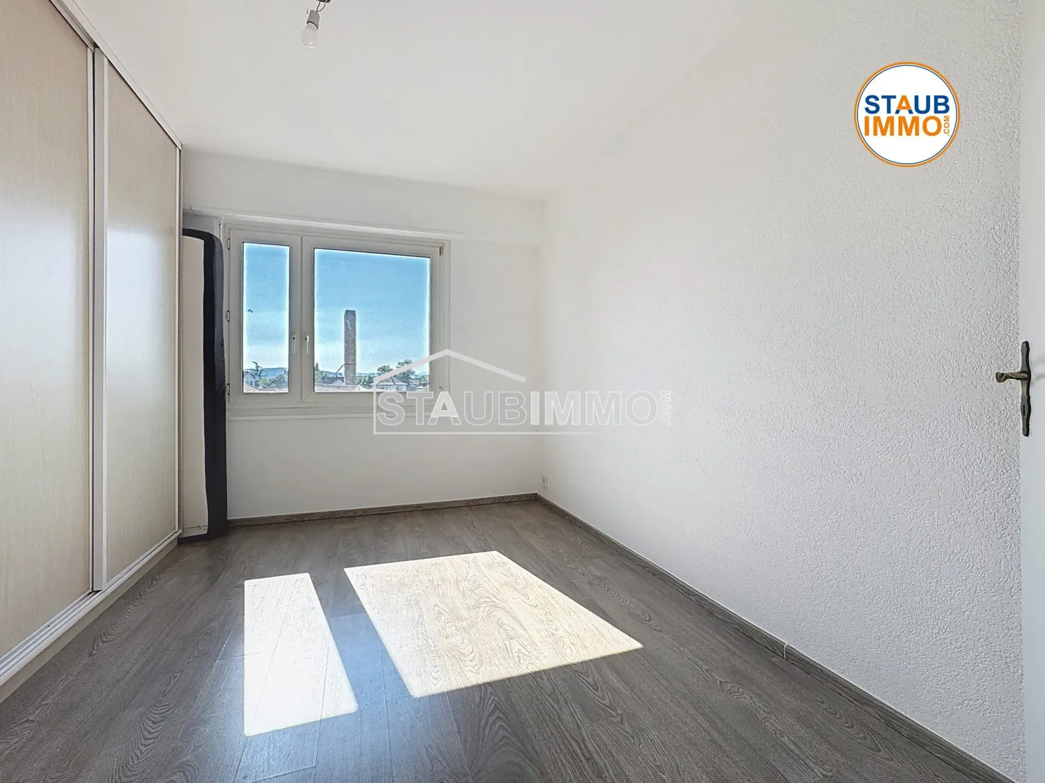 Achat appartement 3 pièces de 77 m² avec balcon à Saint-Louis 