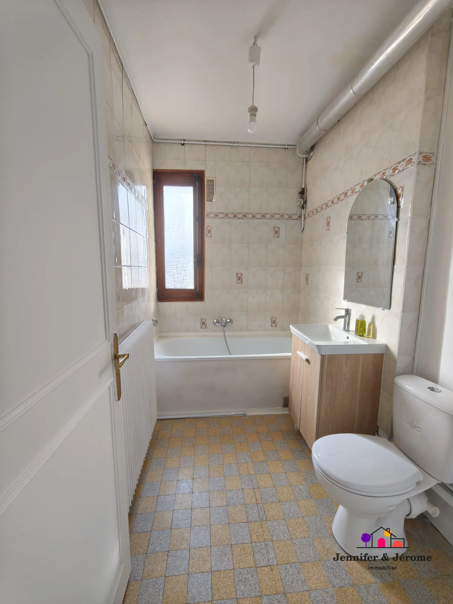Appartement 2 pièces à Deuil-La-Barre de 33 m² avec cave et proche gare 