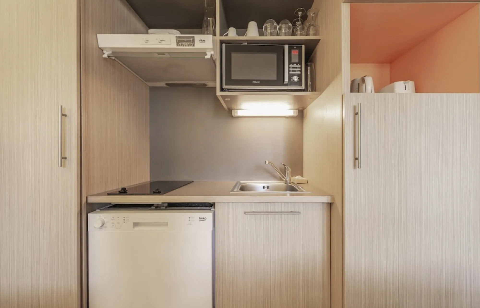 Studio à vendre au Pradet avec piscine et sécurité, parfait pour investissement locatif 