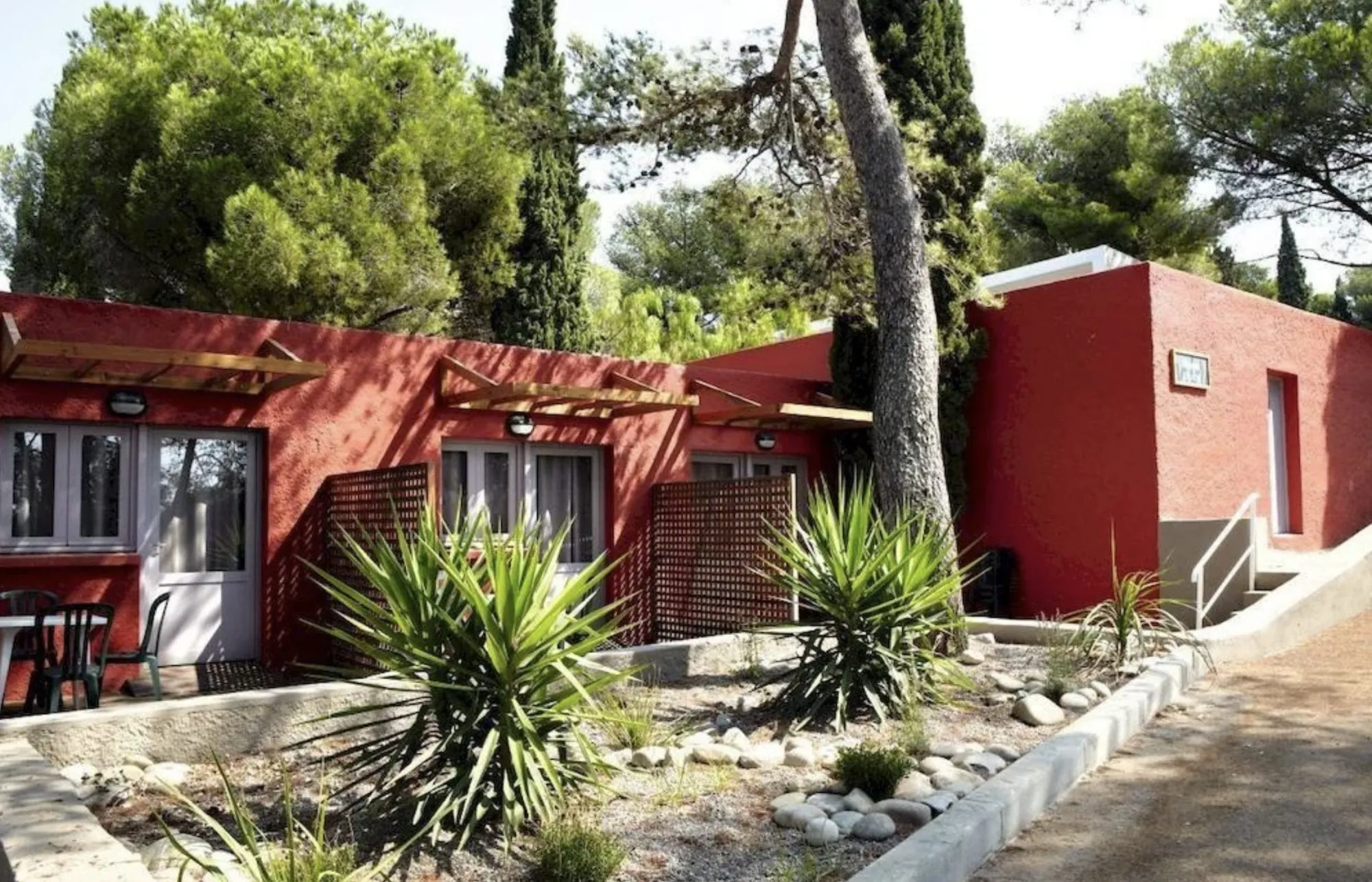 Studio à vendre au Pradet avec piscine et sécurité, parfait pour investissement locatif 