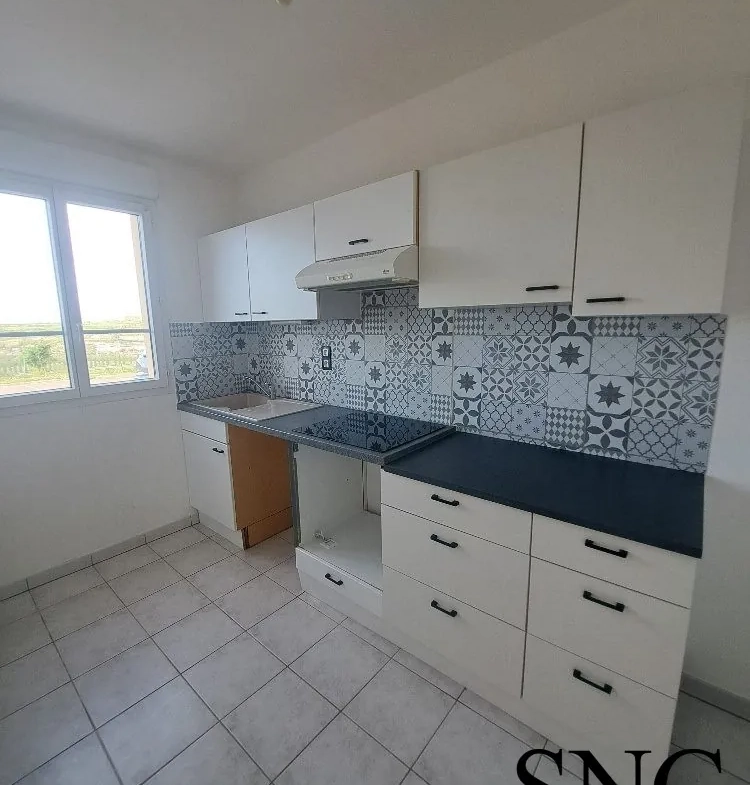 Maison T2 avec jardin et parking privé à Rouxmesnil-Bouteilles 