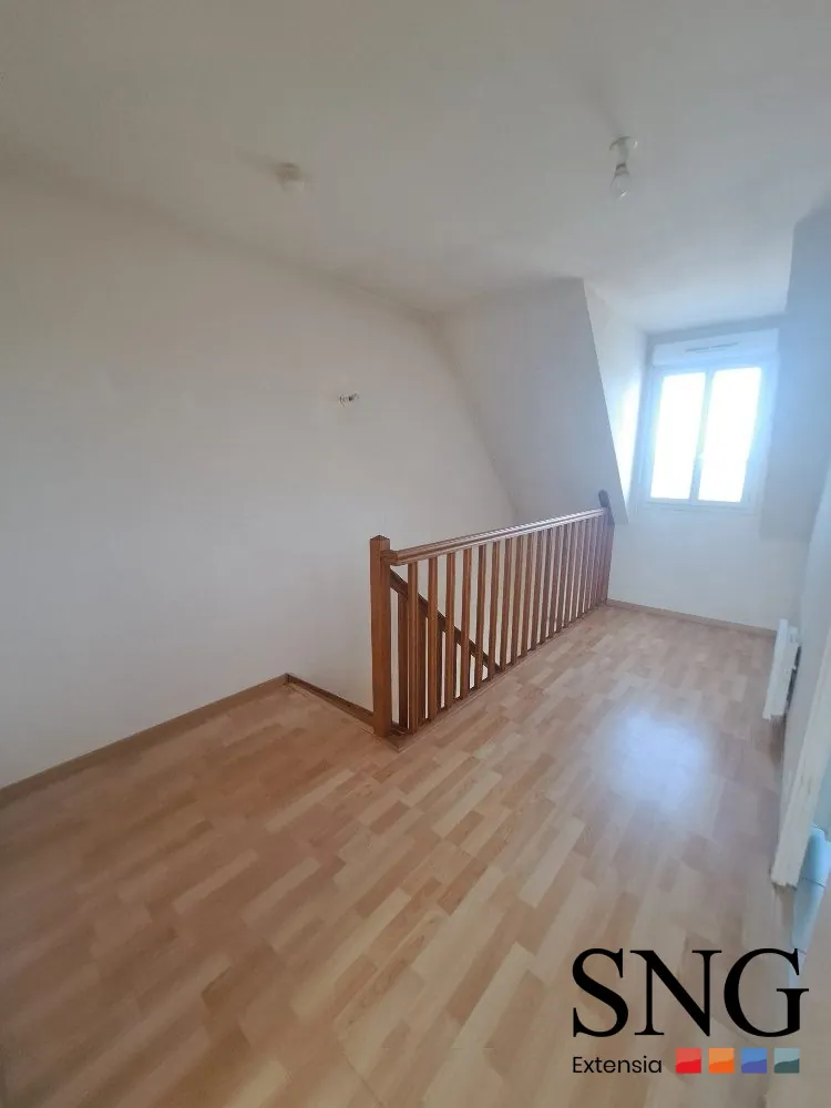 Maison T2 avec jardin et parking privé à Rouxmesnil-Bouteilles 