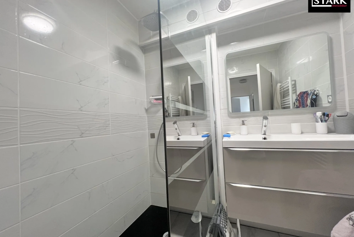 Bel appartement rénové de 85 m² avec 3 chambres à Valdoie 