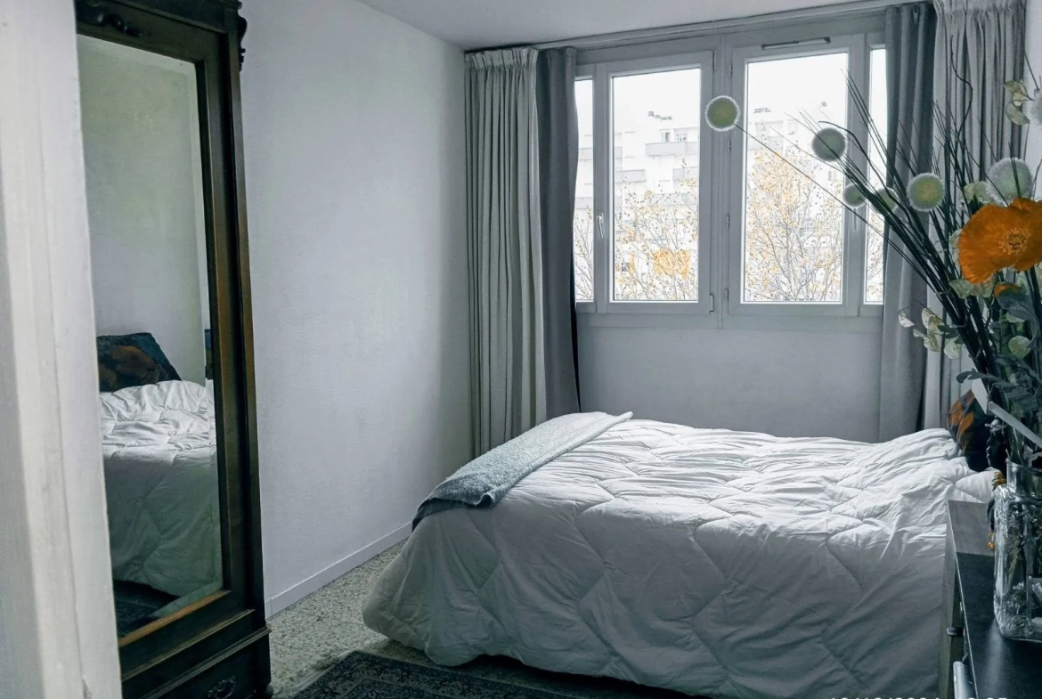 Appartement lumineux de 70m² avec balcon et cave à Bagnols-sur-Cèze 