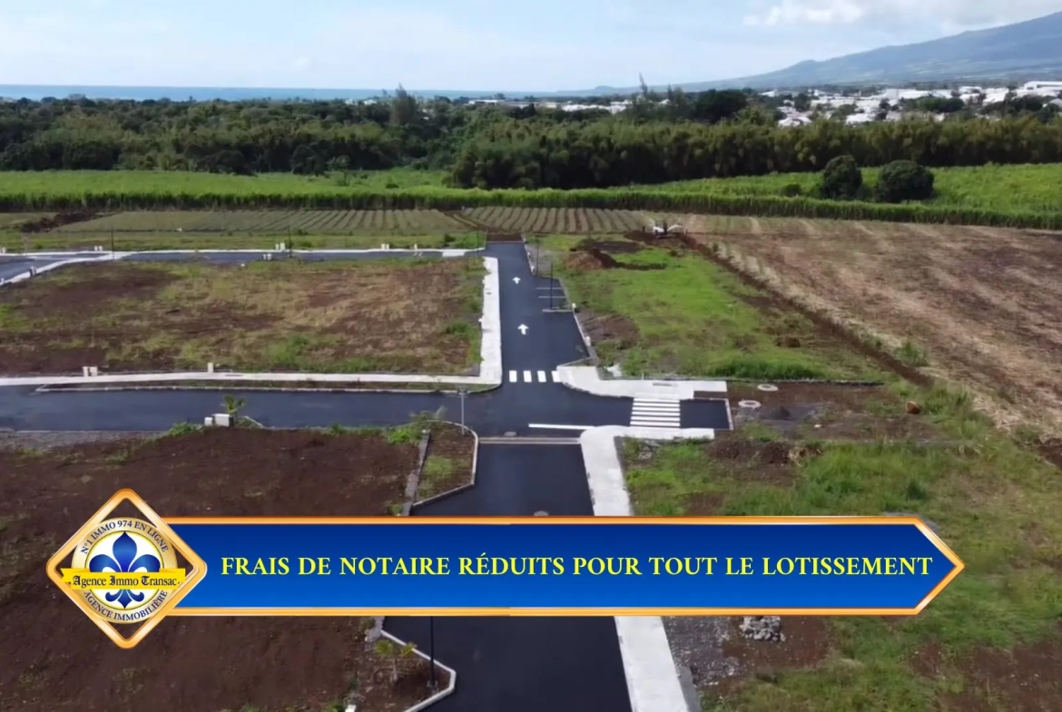 Terrain constructible de 395 m² à Saint-Benoît, emplacement privilégié 
