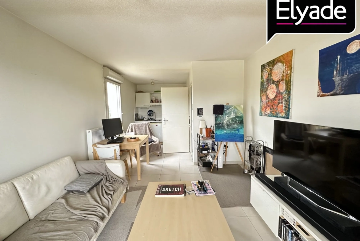 Appartement T2 à vendre à Escalquens, vue verte, parking privé et bail en cours 