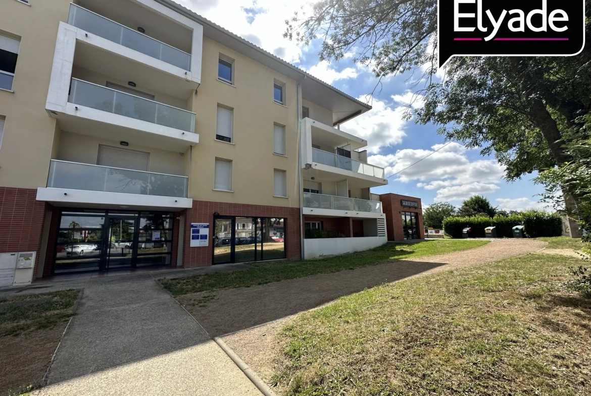Appartement T2 à vendre à Escalquens, vue verte, parking privé et bail en cours 