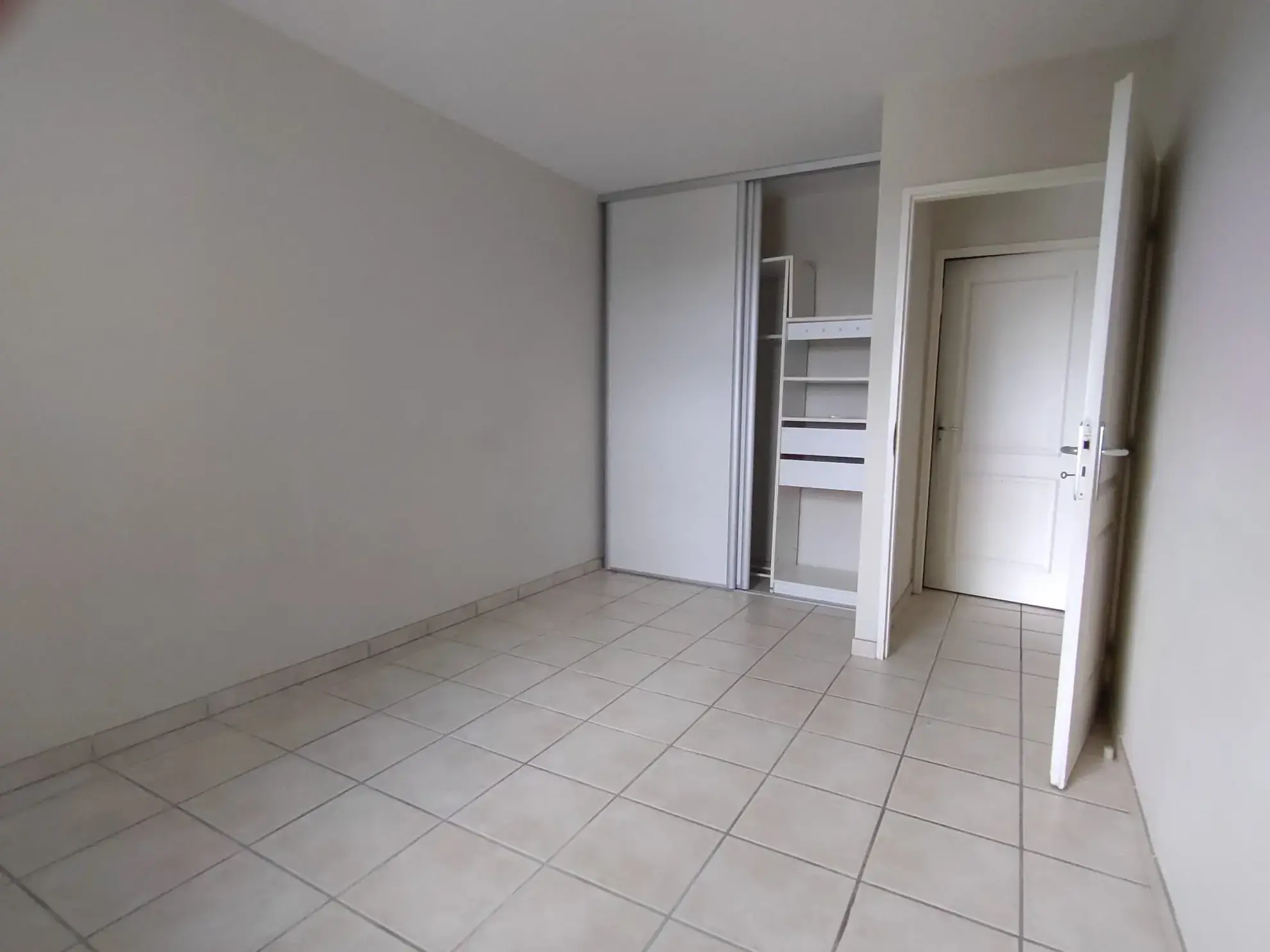 Appartement 2 pièces avec terrasse et parking à Le Robert, Martinique 
