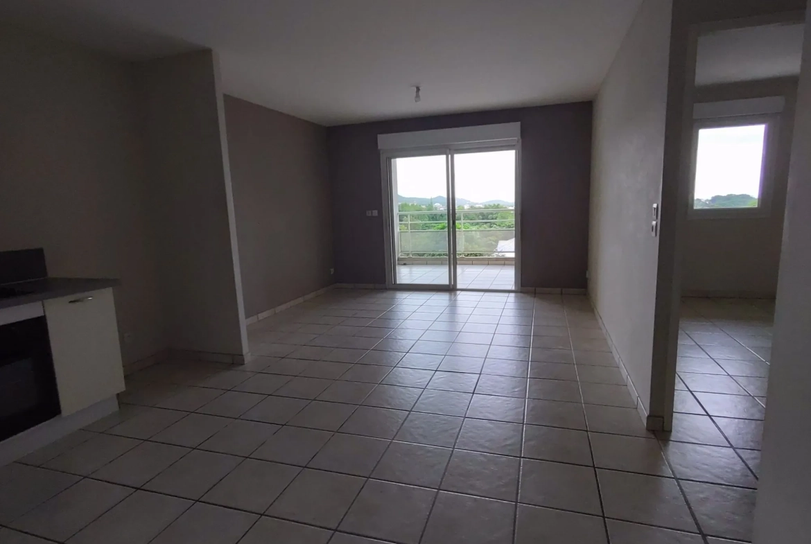 Appartement 2 pièces avec terrasse et parking à Le Robert, Martinique 