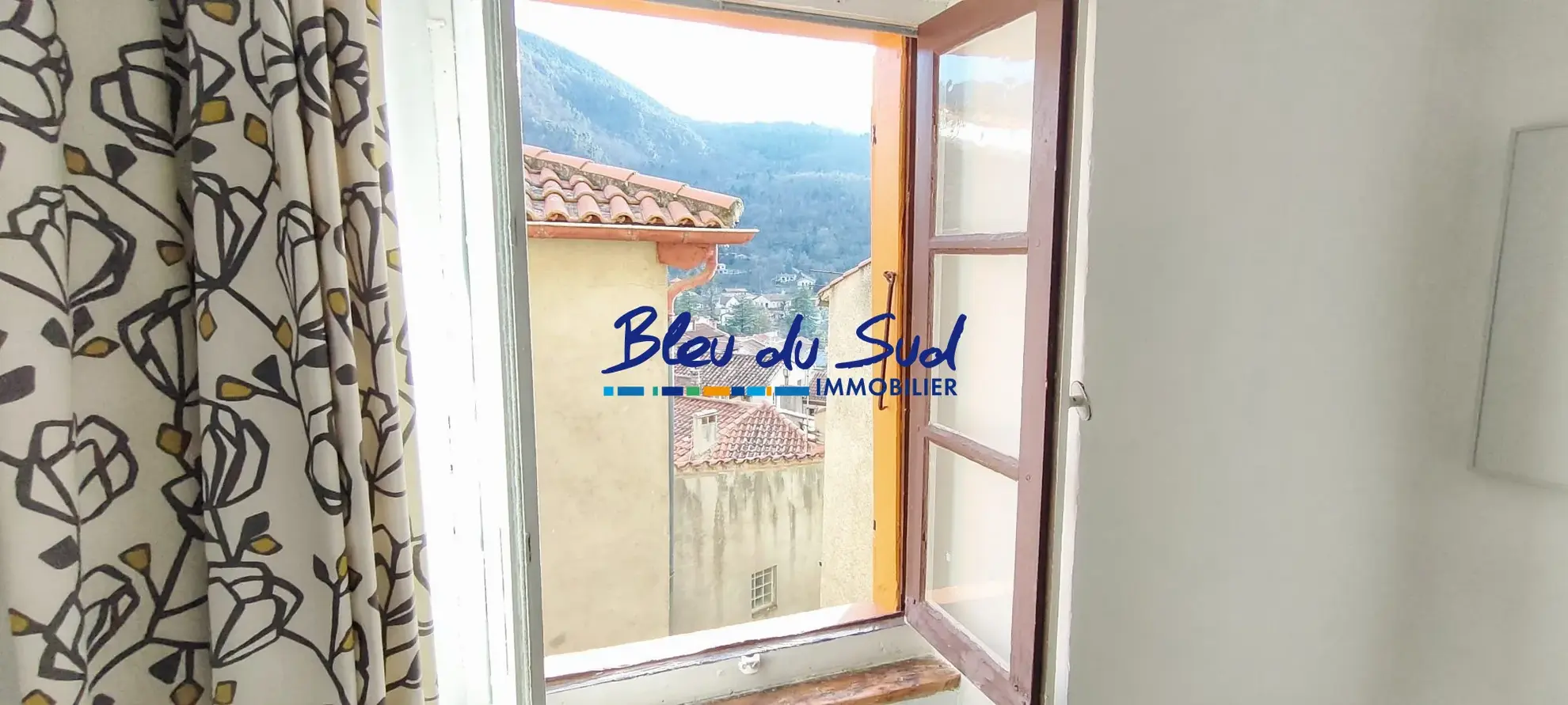 Vue Maison de village rénovée à vendre à Vernet-les-Bains avec 2 chambres 