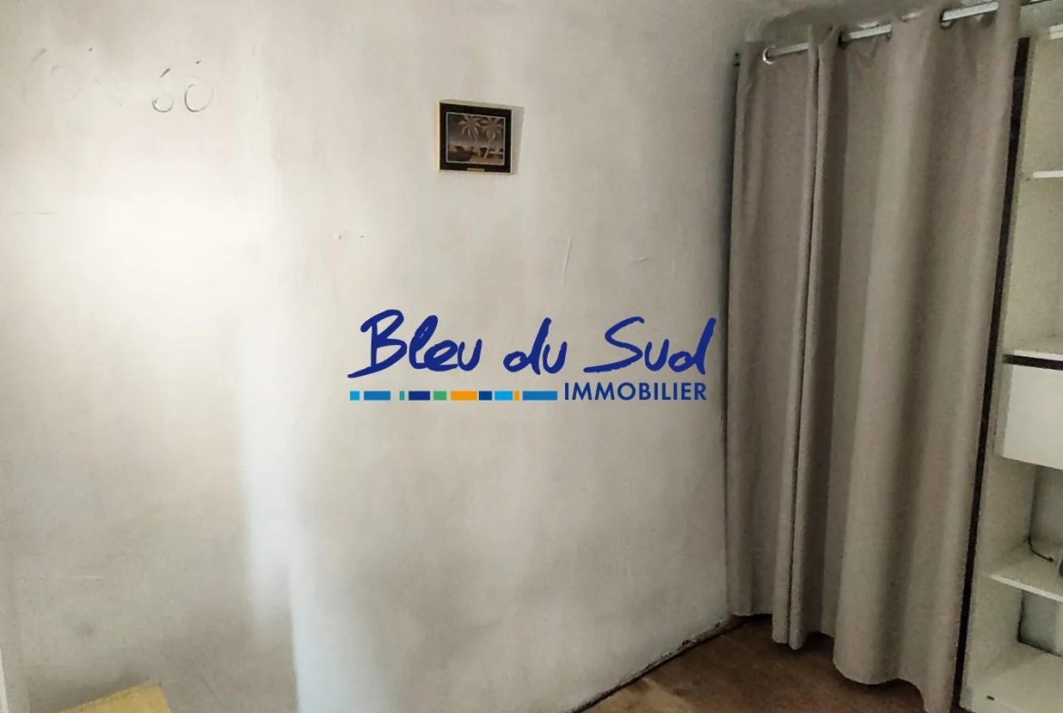 dressing Maison de village rénovée à vendre à Vernet-les-Bains avec 2 chambres 