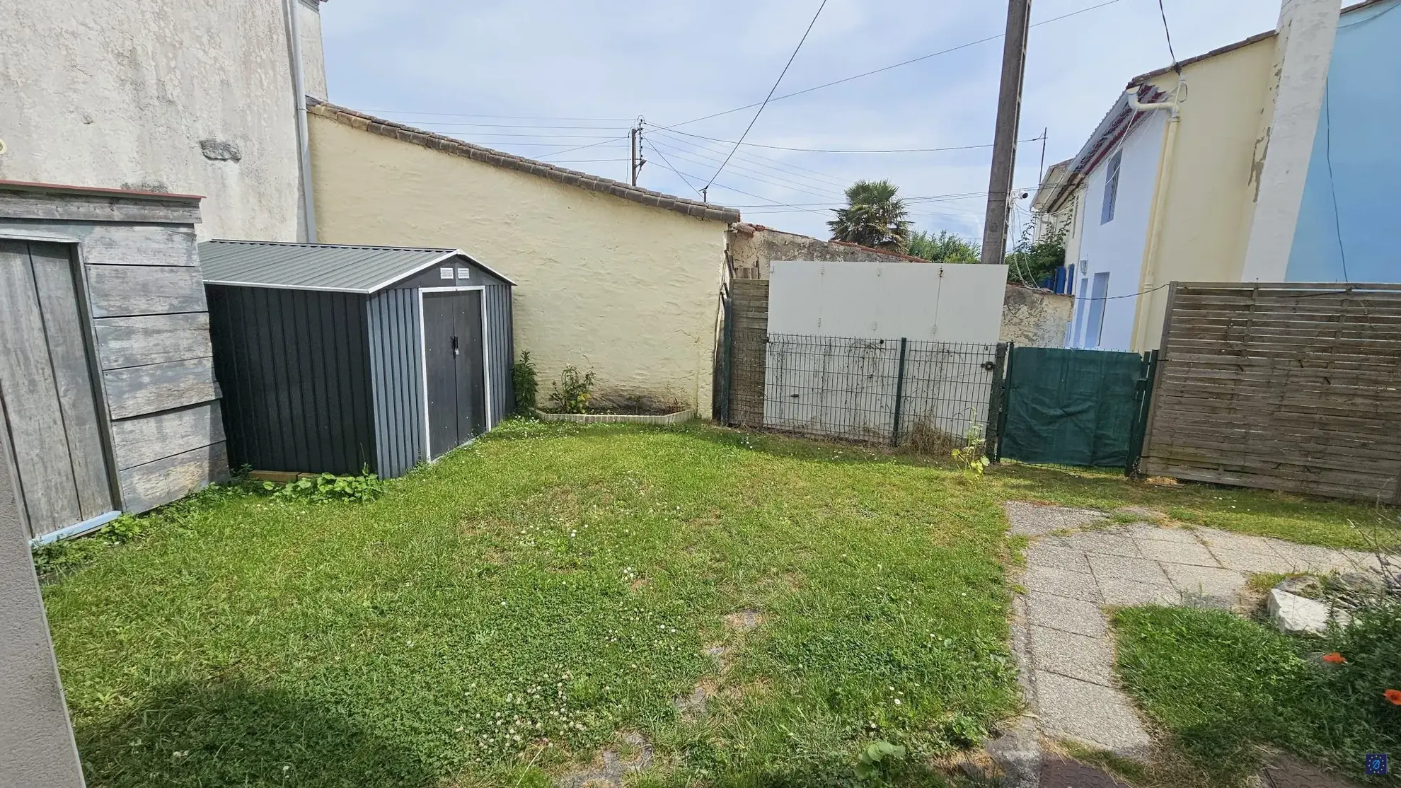 Appartement T2 rénové à vendre à Saint-Georges-de-Didonne - 50 m² avec parking privé 