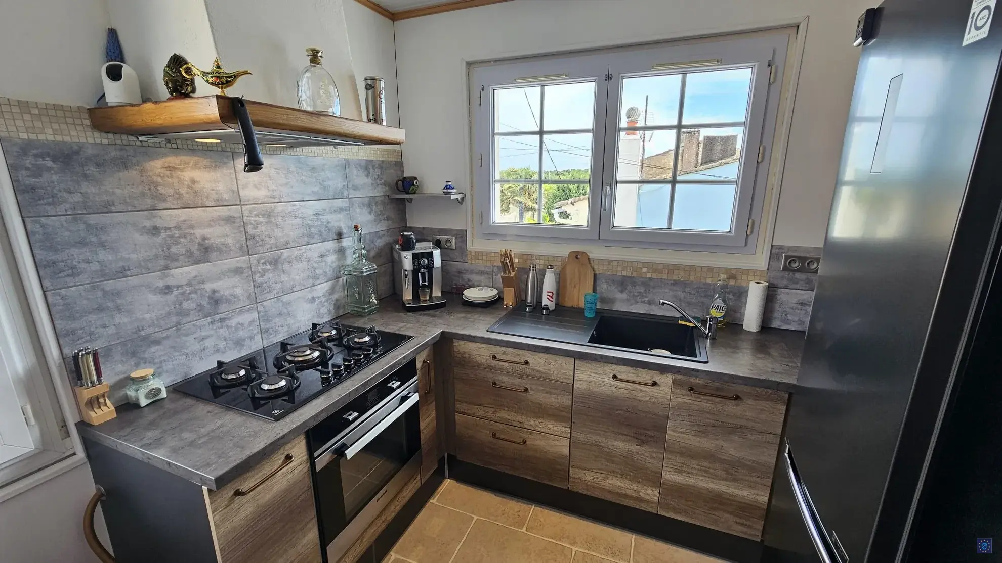 Appartement T2 rénové à vendre à Saint-Georges-de-Didonne - 50 m² avec parking privé 