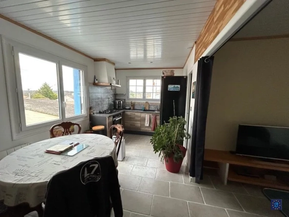 Appartement T2 rénové à vendre à Saint-Georges-de-Didonne - 50 m² avec parking privé